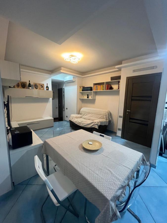 דירות נאפולי La Casa Di Sassa מראה חיצוני תמונה